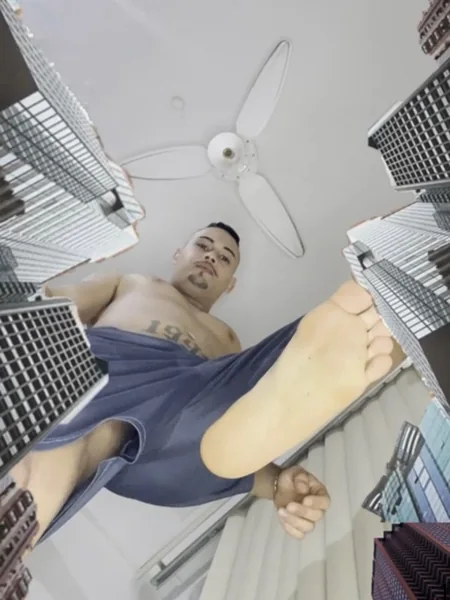 GIANT PABLO
