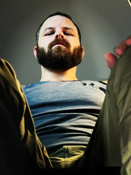 Giant Stud