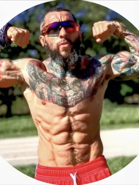 Giovanni Muscles