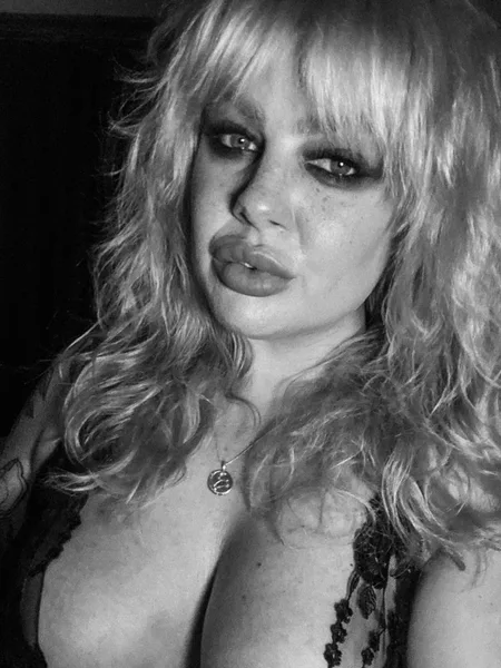 Gizzy Hale