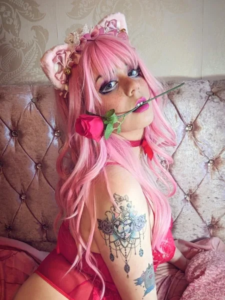 GlamoraRose_Free