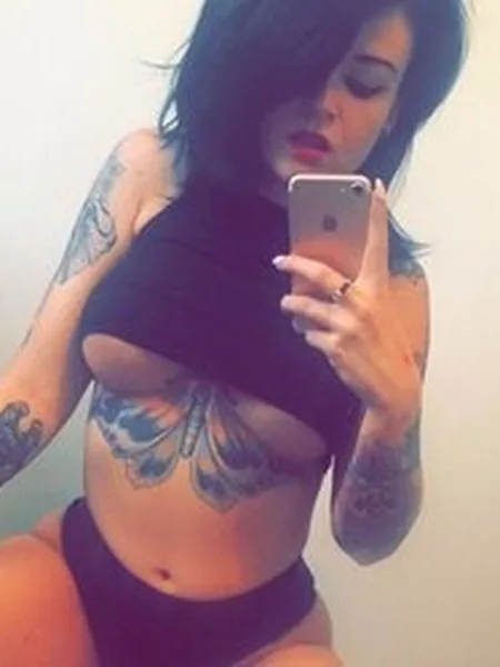 Gurlnxtdoor