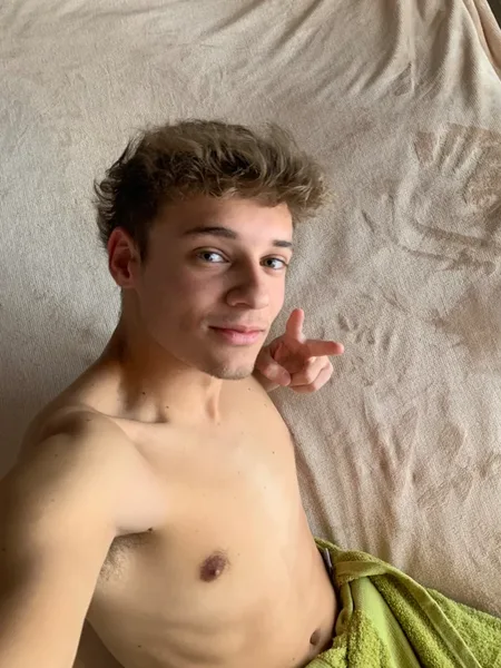 alex