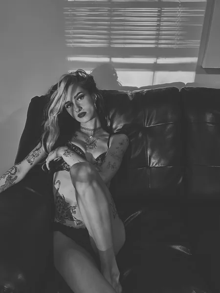 LILY GOTH