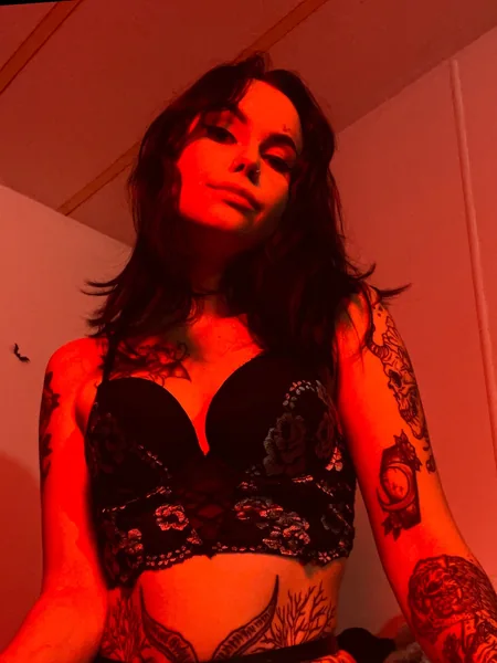 𝕭𝖗𝖎 🖤