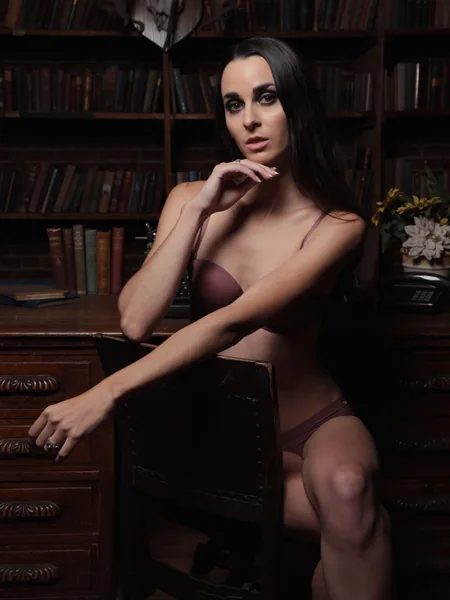Amelia Rose
