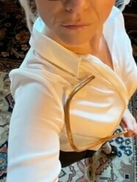 Governess Miss Zee avatar