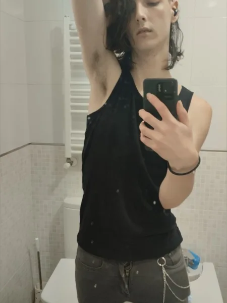 H0rny1nari