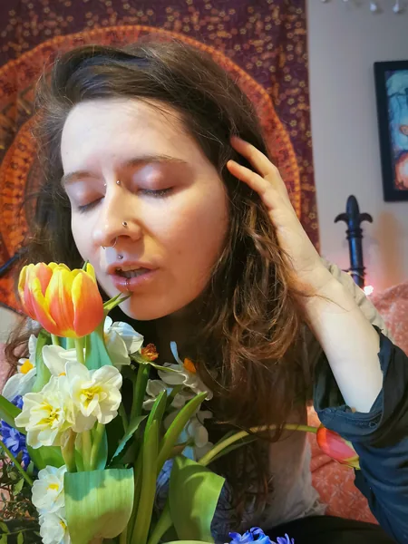 Thea Hazelwood avatar