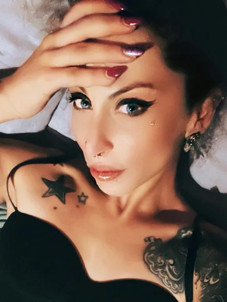 💋𝑯𝒂𝒓𝒍𝒆𝒚 𝑺𝒊𝒙𝒙 𝑭𝒓𝒆𝒆💋