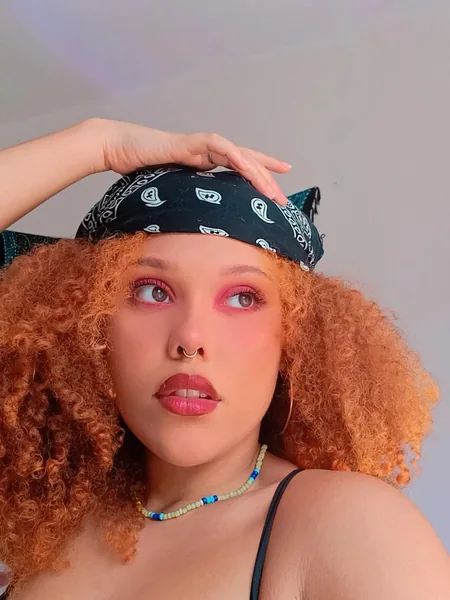 Amber Hazel (Bee)