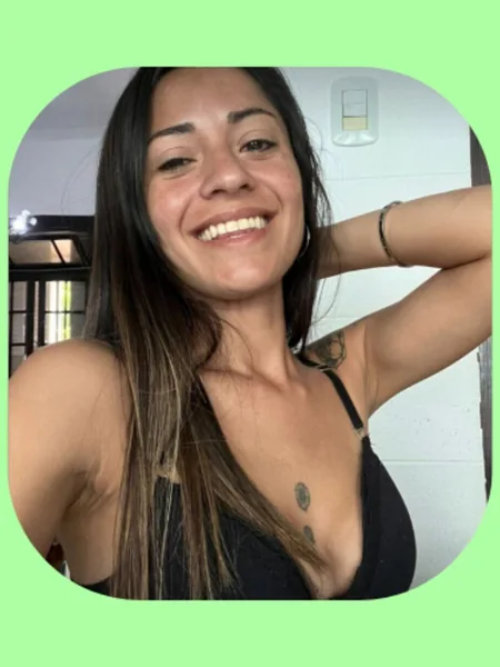 Micca 🍷 (#1 LATINA BABE ⭐ ON OF)