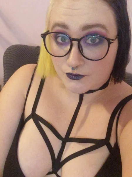 Nik 💋