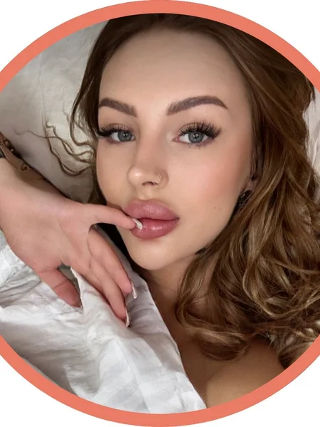 🍯 𝐇𝐨𝐧𝐞𝐲🐝 𝐏𝐢𝐞