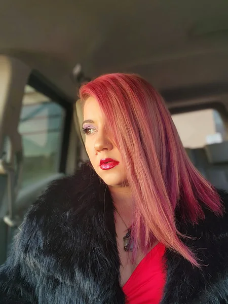 Dee Marie