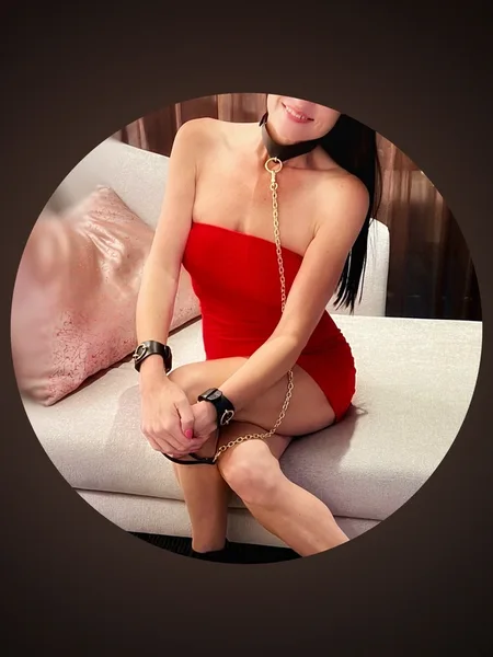 Hotwife4oldmen avatar