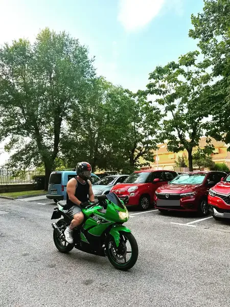 🏍️ BikerHub 🔞​