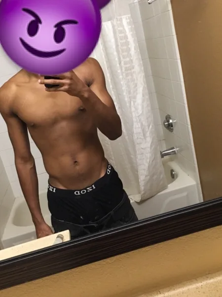 Curved D