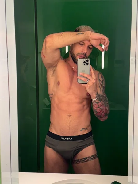 KEY • VERSATILEBOY HUGE COCK 23CM avatar