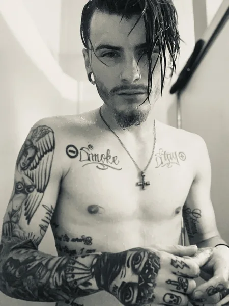 Ęazy 🍍