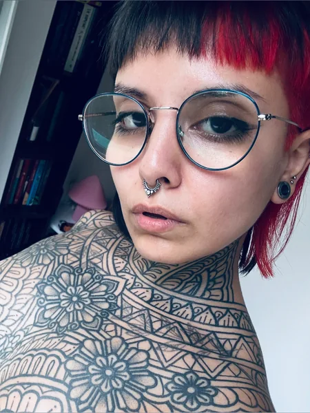 Bella