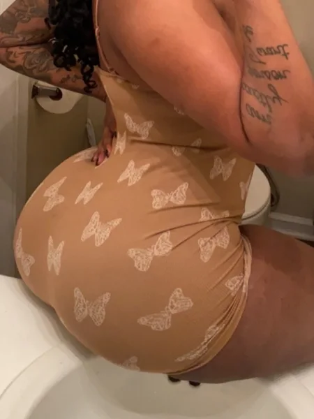 INFAMOUS👅
