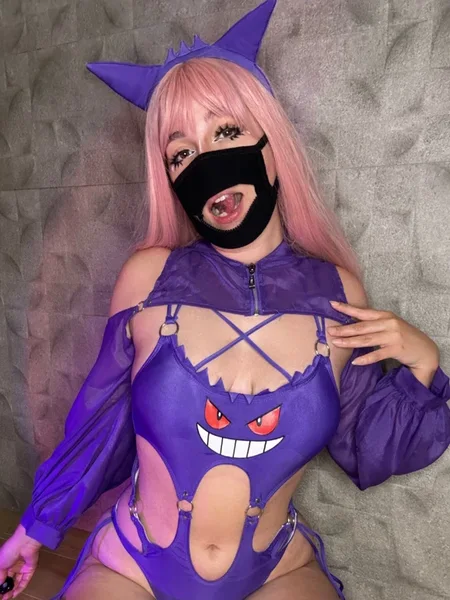 oopsie_itskuki🍑 avatar