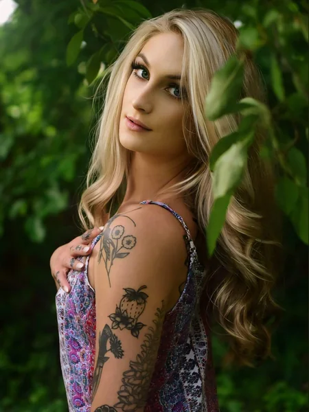 MaryJane Rosebud avatar