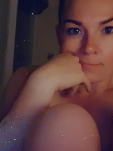 Ittie_bittie_titties