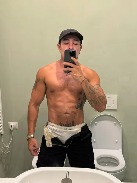 Iván FREE
