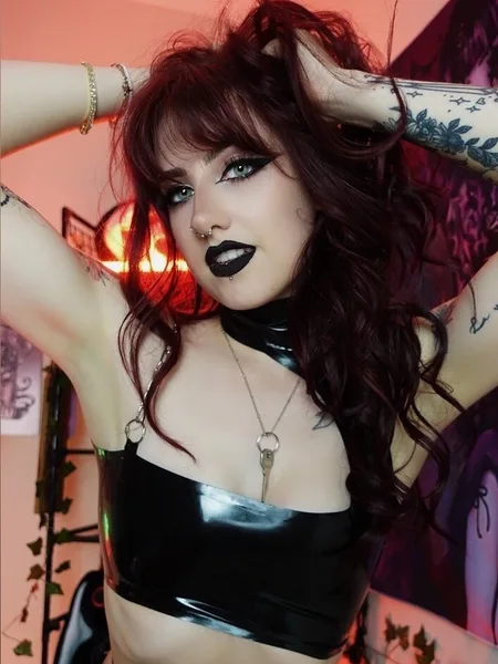 IVY FOX