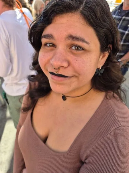 IzzyBella avatar