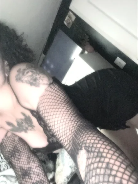 janet🐍🖤.
