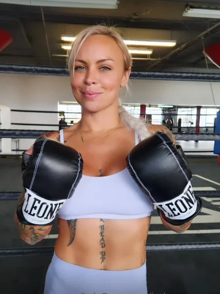 Jade Masson Wong 👊🏼🙊