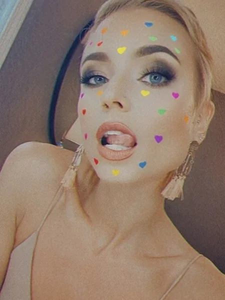 J 💎