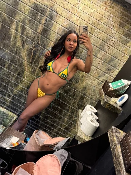 Jennifer 💦 (FREE)