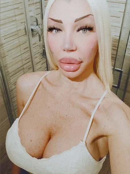 Jennyfer Stone (Jennyfer Cruel)