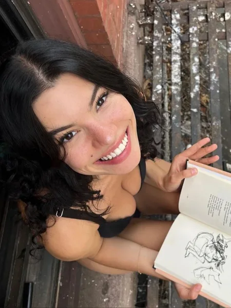 Joelle Rebecca
