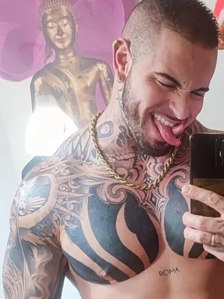 Jona Snake tongue😈🔥
