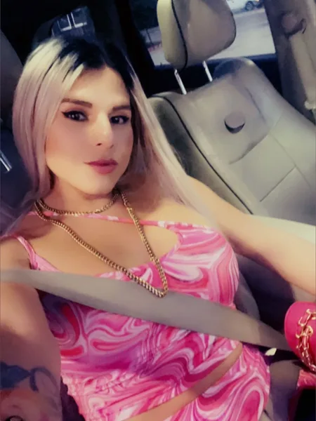 Bella joseline