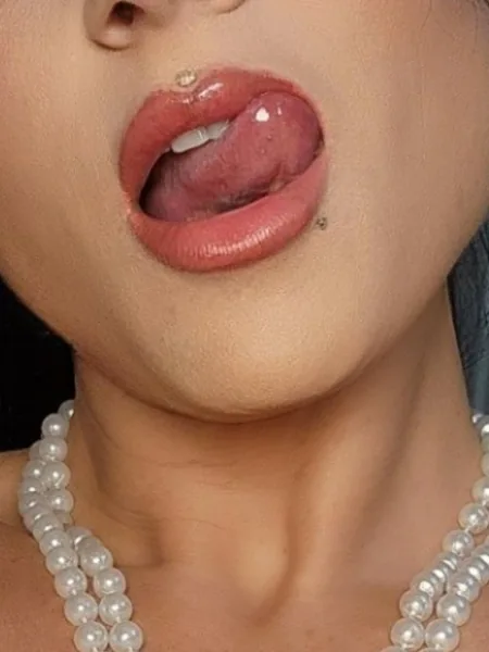 Juicy.malvi_tease