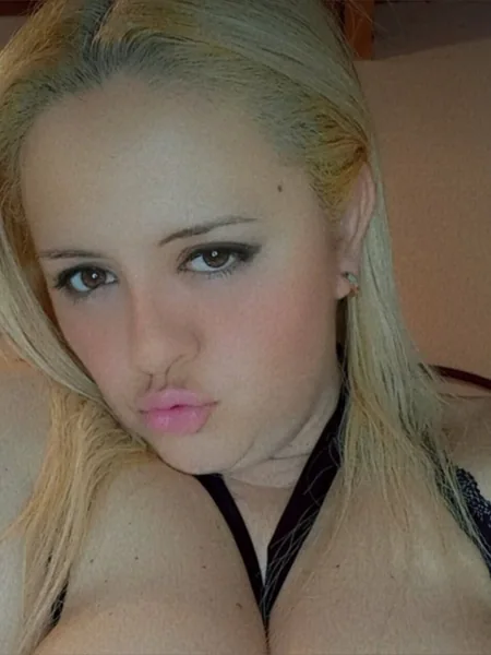 FREE PICS AND VIDEOS