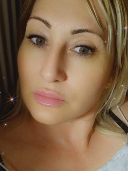JulianaSexyMature😘😘