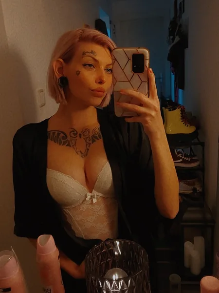 Julia.Kasuma