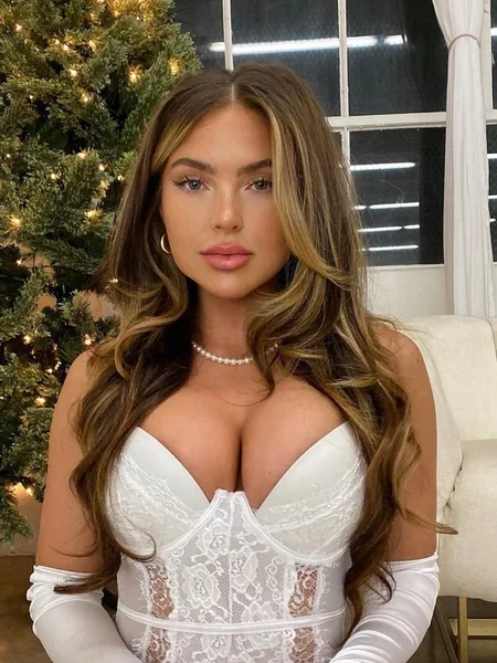 Julia Lynn Sandoval