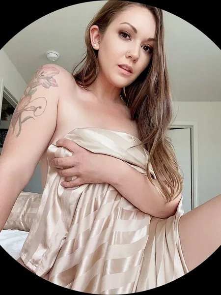🟡JULIE JUICE MOM NEXT DOOR🟡