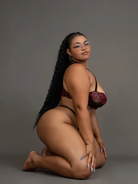 Juliet M Z VIP