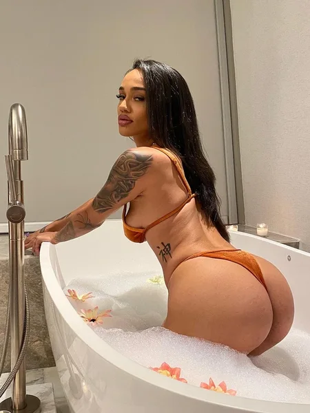 Julie Kay