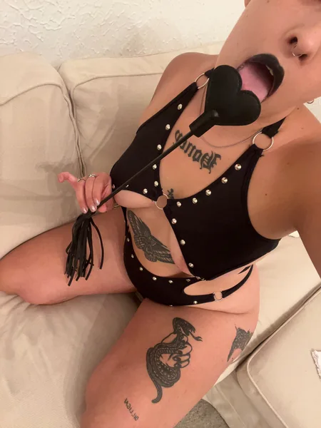 🖤 J u n o 🖤