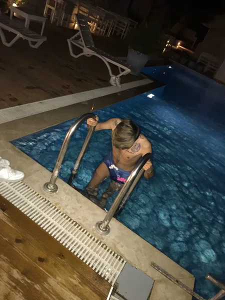 ozgurlubunya